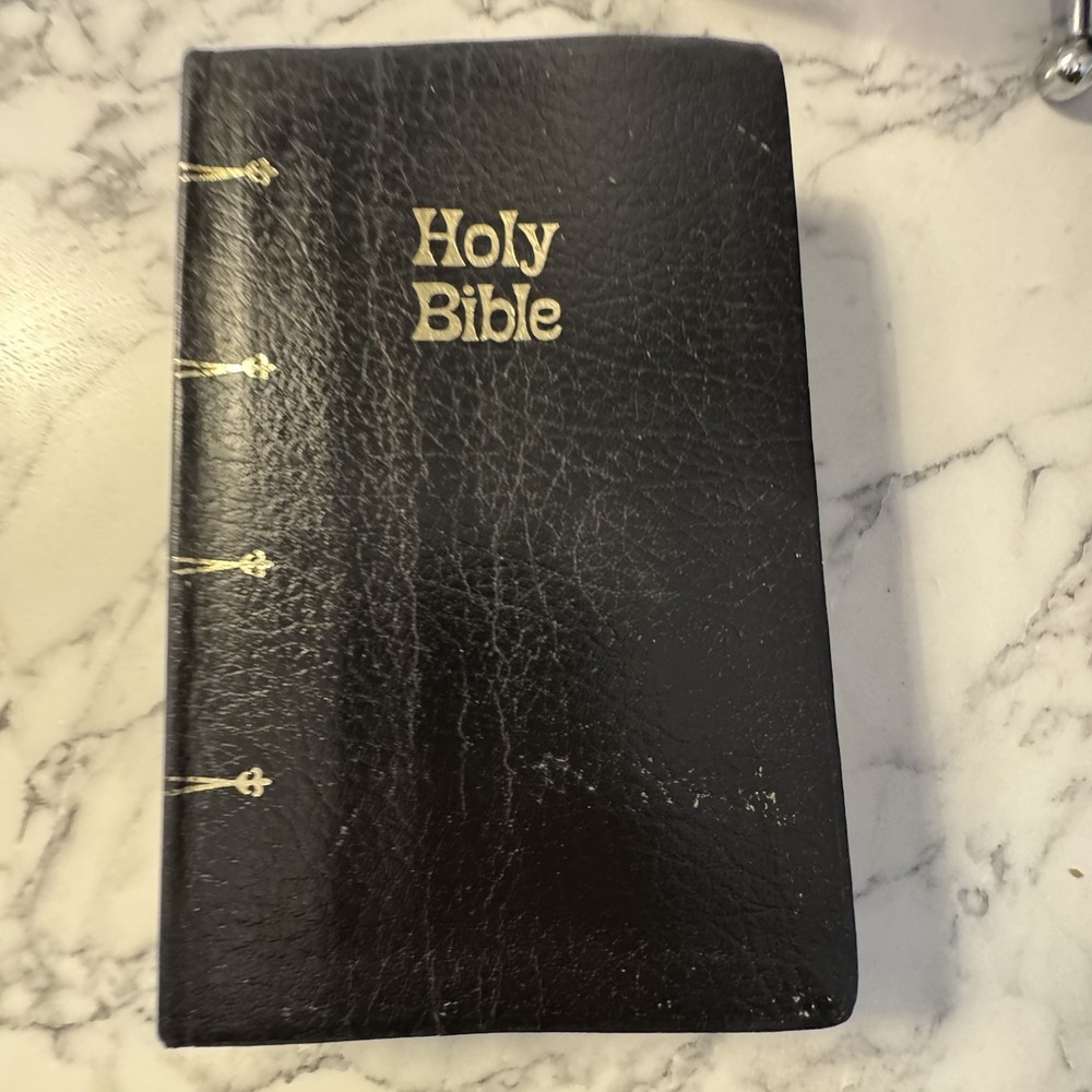 The New American HOLY BIBLE Catholic Edition 1971 Nelson 9053 Black Vintage